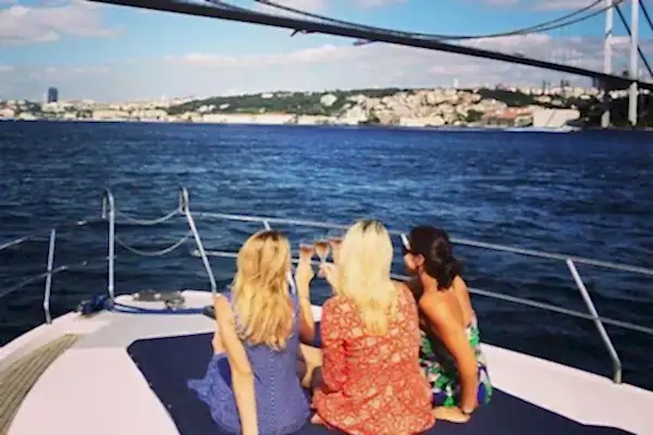 Exclusive sunset cruise on private yacht in Bakı